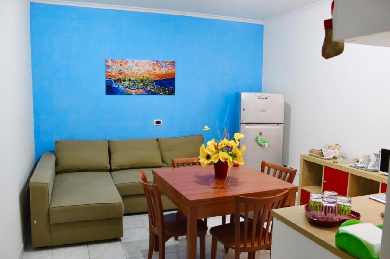 נאפולי Rooms 166 מראה חיצוני תמונה